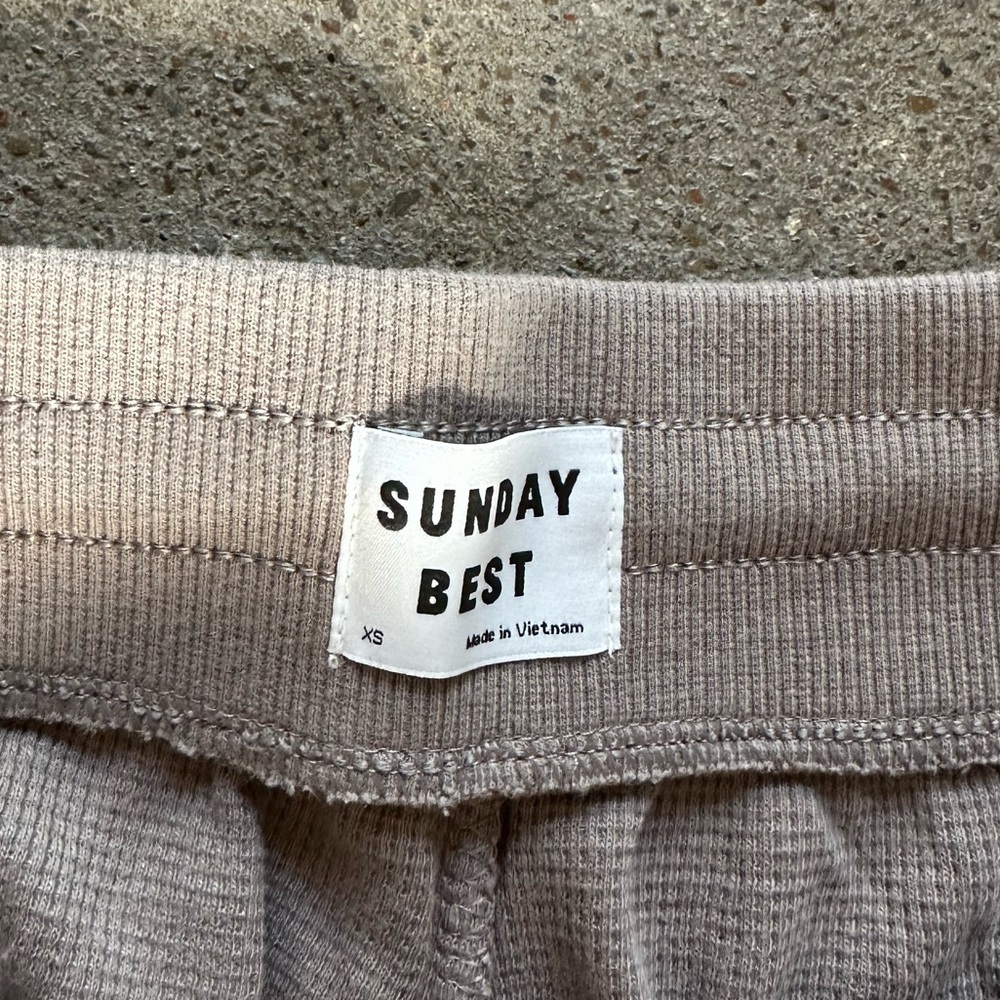 Aritzia Sunday Best Baby Waffle Jogger Rocky Grey Size XS, See Photos For Color - Picture 9 of 12